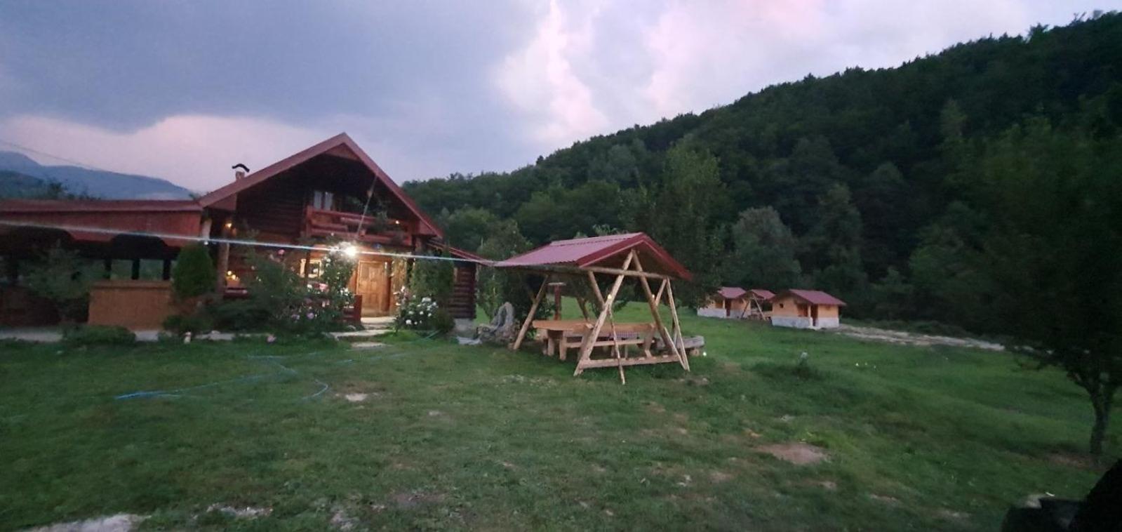 Plav Riverside Village Екстер'єр фото